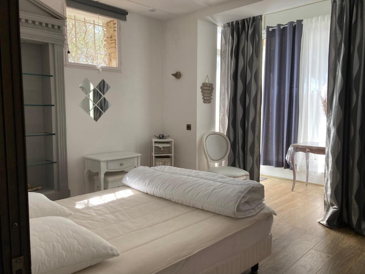 Gîte Comme à la maison Hyères Extérieur photo